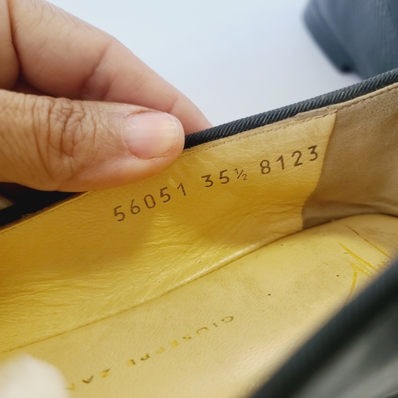 Giuseppe Zanotti Black Loafers with Gold Studs Size 35.5 - Picture 9 of 9